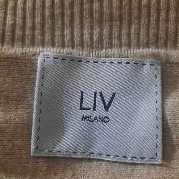 Liv Milano Womens V-Neck Viscose Blend Long Sleeve Studded Sweater Size 2X - Picture 4 of 6